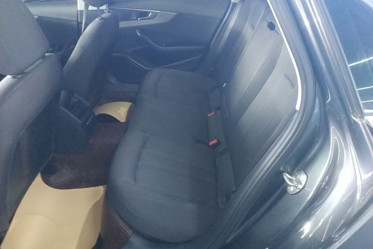 Used Audi A4L 2019 40 TFSI Ambition China VI