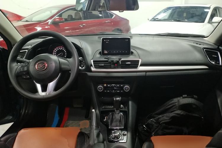 Used Mazda Mazda 3 Axela 2014 Sedan 1.5L Automatic Luxury Model
