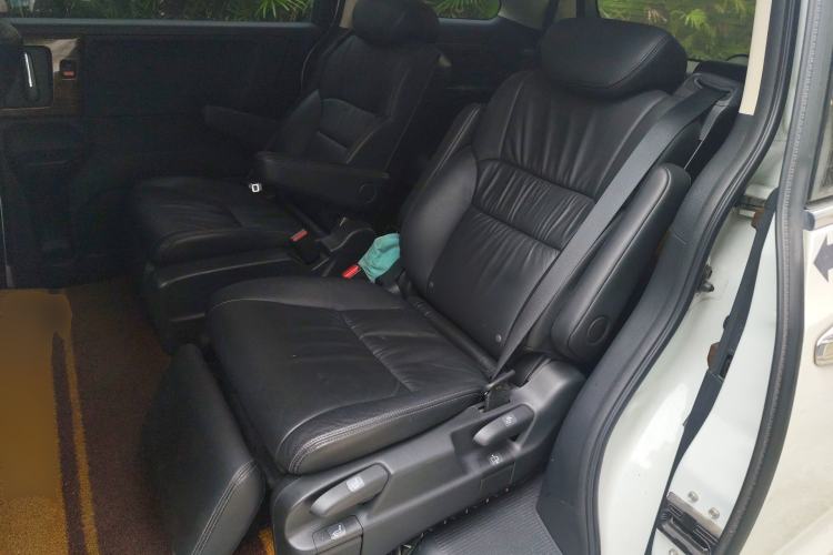 Used Honda Odyssey 2015 Updated Version 2.4L Smart Edition Left Rear Seat