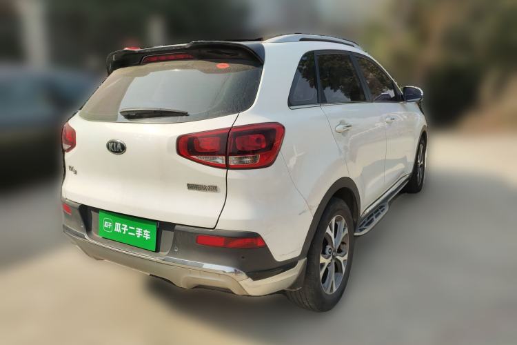 Used Kia KX3 2015 2.0L Automatic Two-Wheel Drive DLX Rear Right 45 Deg