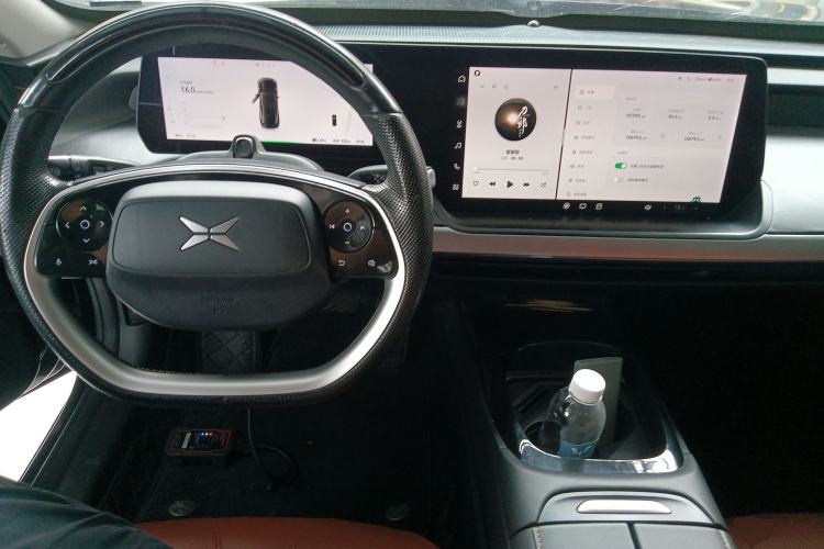 Used XPeng P7 2022 480G+ Center Console