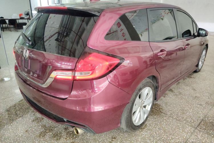 Used Honda Jade 2017 1.8L automatic Comfort version 5 seats
