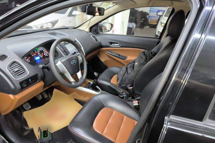 Used Geely Auto Diamond 2016 1.5L Manual Entry-Level Trim