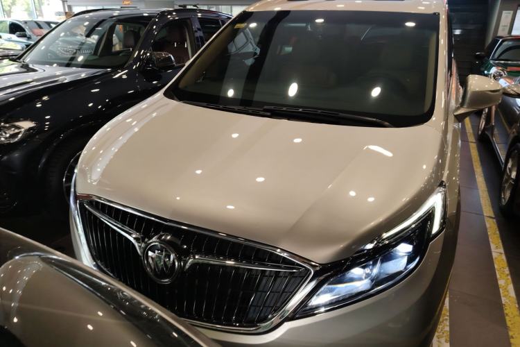 Used Buick GL8 2017 ES 28T Premium Version China V Standard Front