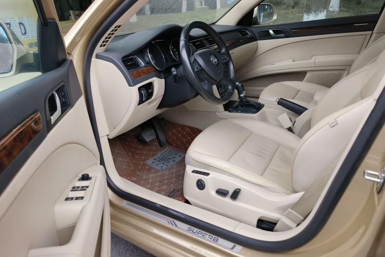 Used Skoda Superb 2013 1.8TSI Automatic Yashi Edition