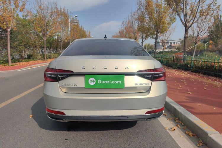 Used Skoda Superb 2019 Facelifted TSI280 DSG Comfort Edition
