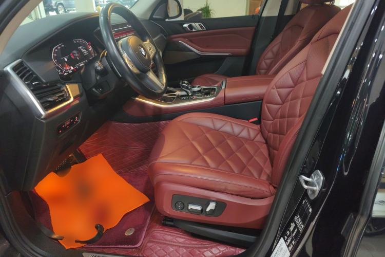 Used BMW X5 2022 Restyled xDrive 30Li Luxury Version M Sport Package
