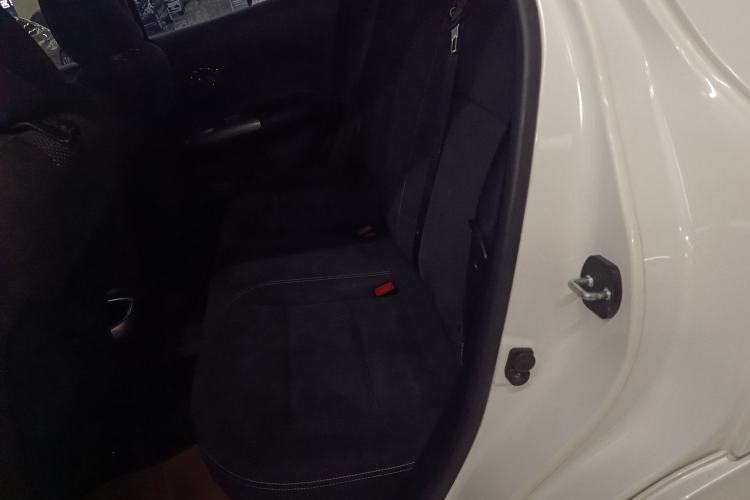 Used Infiniti ESQ 2014 1.6L Spontaneous Edition
