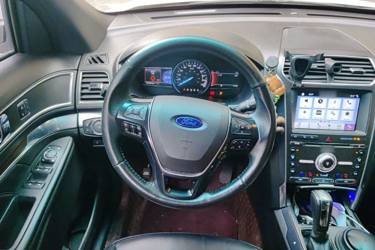Used Ford Explorer 2017 2.3T Elite Edition Steering Wheel