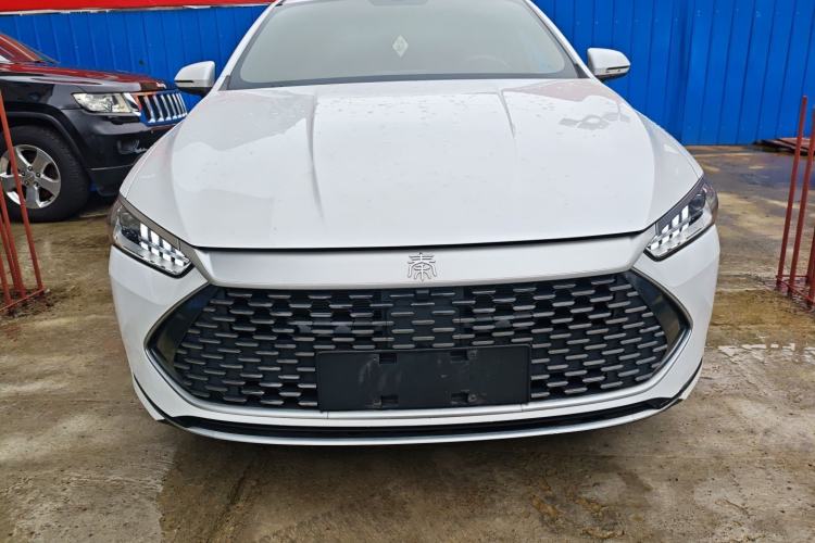 Used BYD Qin PLUS 2021 DM-i 120KM Prestige Model Front