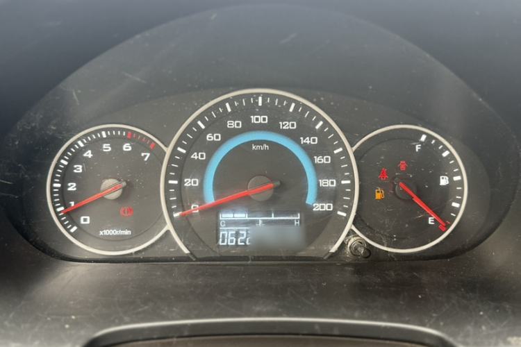 Used Wuling Hongguang V 2022 1.5L Enjoy Edition Electric-Powered LAR Interior 1