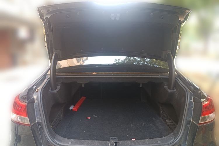 Used Zotye Z700 2018 Z700H 1.8T DCT Luxury Edition
