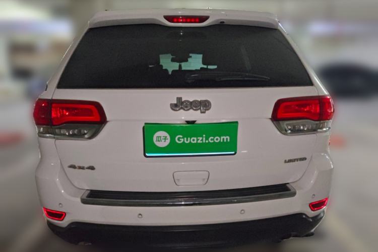 Used Jeep Grand Cherokee 2014 3.6L Elite Navigation Edition Rear