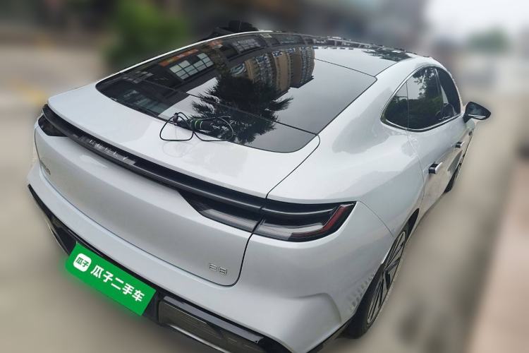 Used Geely Galaxy E8 2024 665 km Range Rear-Drive Starship Long-Range Version