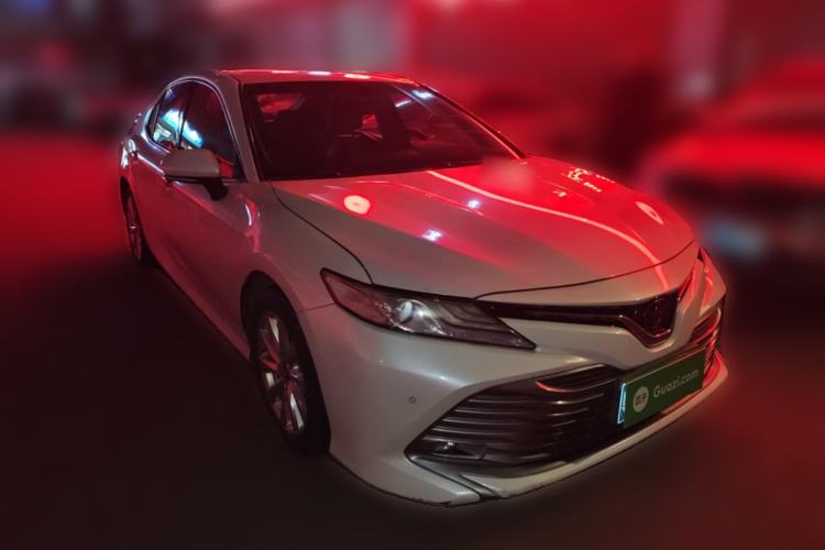 Used Toyota Camry 2019 2.0G Luxury Edition China VI Standard Front Right 45 Deg