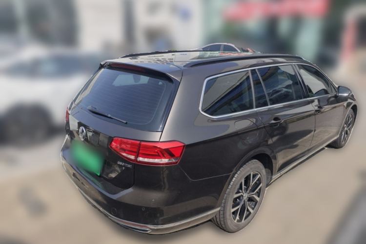 Used Volkswagen Variant 2017 380TSI Two-Wheel Drive Comfort Edition