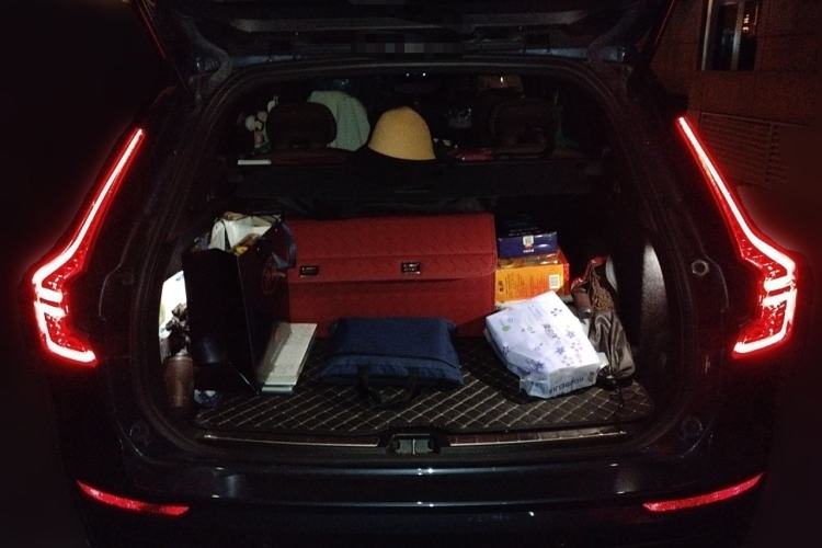 Used Volvo XC60 New Energy 2025 Plug-in Hybrid Long-Range All-Wheel Drive Smart & Luxurious Edition
