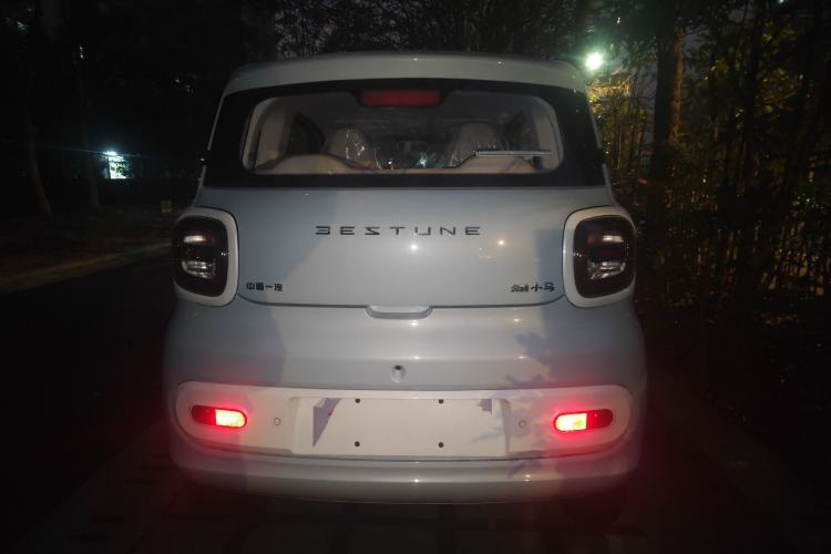 Used Bestune Pony 2026 222km Colorful Horse Rear