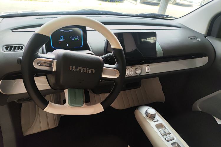 Used CHANGAN NEVO Lumin 2025 205 km Xiangqin Version

