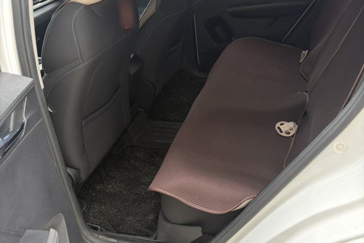 Used BYD e2 2021 Comfort Model Interior 3