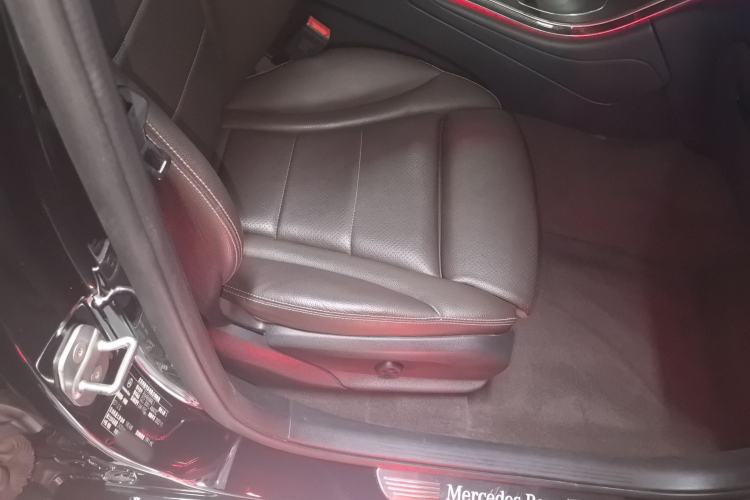 Used Mercedes-Benz GLC 2022 Refreshed GLC 300 L 4MATIC Dynamic Edition Prestige Version Right Front Seat