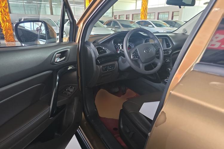 Used GAC Trumpchi GS4 2015 200T G-DCT Luxury Edition Driver Seat