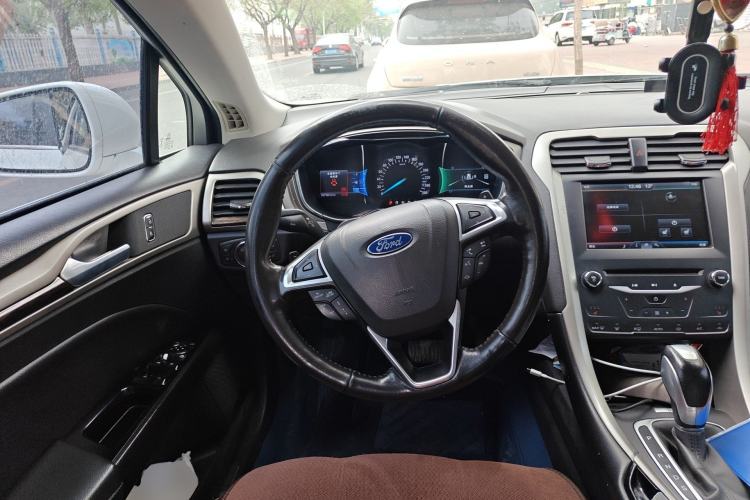 Used Ford Mondeo 2013 2.0L GTDi 200 Luxury Model