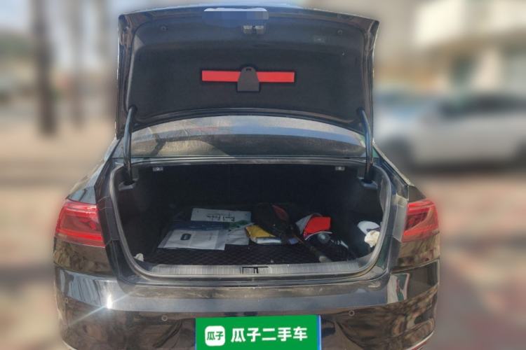 Used Volkswagen Magotan 2020 330TSI DSG Luxury Edition Trunk