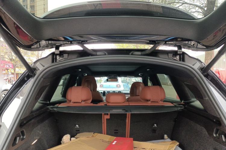 Used Mercedes-Benz GLC 2025 Refreshed GLC 300 L 4MATIC Dynamic Version 5 Seats
