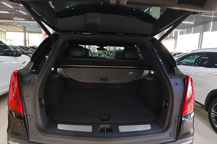 Used Cadillac XT5 2021 2.0T Two-Wheel Drive Luxury Version