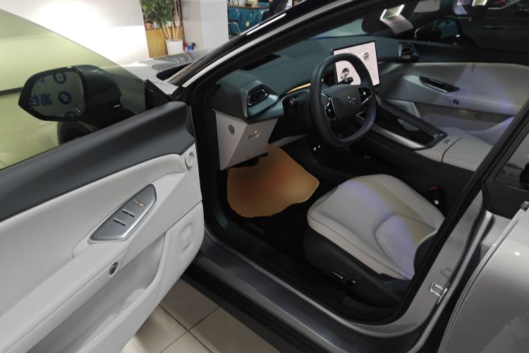 Used ARCFOX Alpha S5 2025 708MAX 200kW
