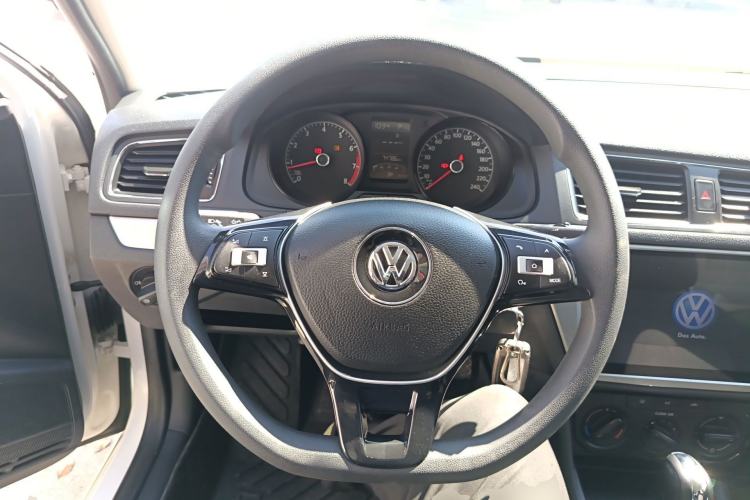 Used Volkswagen Lavida 2017 1.6L Automatic Fashion Edition
