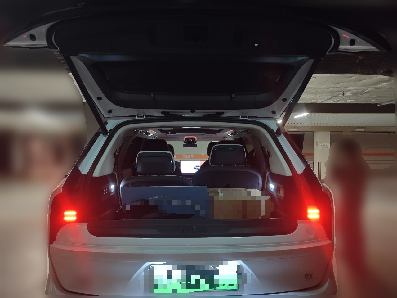 Zeekr 9X 2025 Hyper Edition 70kWh — снимка 19