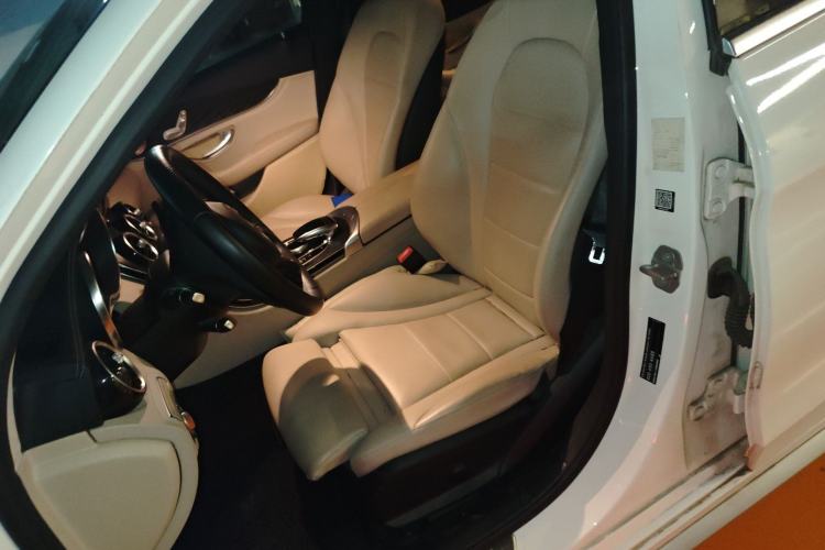 Used Mercedes-Benz C-Class 2015 C 180 L Sport Edition Left Front Seat