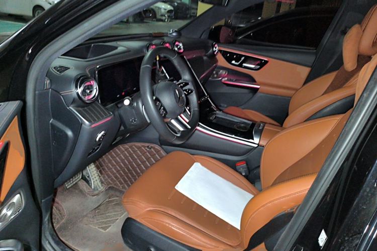 Used Mercedes-Benz GLC 2023 GLC 300 L 4MATIC Luxury 7-Seater Left Front Seat