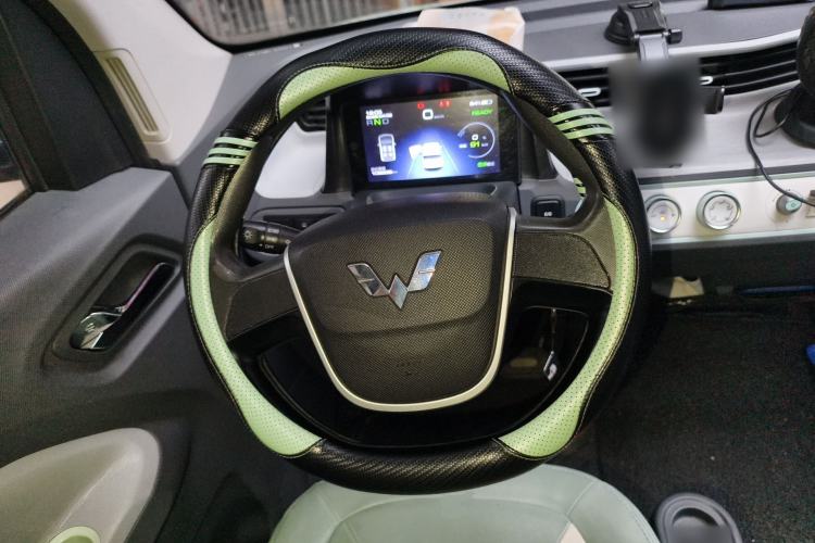 Used Wuling Hongguang MINIEV 2021 Macaron Premium Model – Lithium Iron Phosphate Steering Wheel