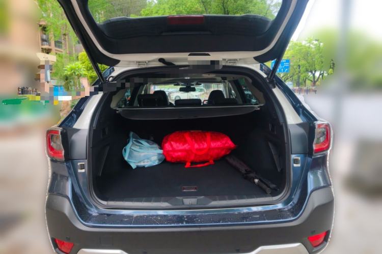 Used Subaru Outback 2023 2.5i AWD Sport Edition EyeSight Trunk