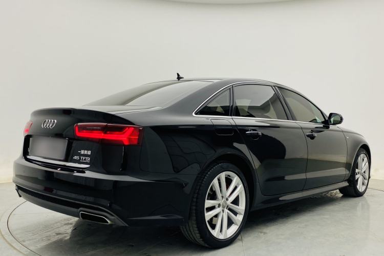 Used Audi A6L 2018 30th Anniversary Edition 45 TFSI quattro Sport model
