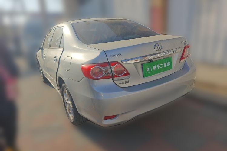 Used Toyota Corolla 2012 Luxurious Edition 1.8L CVT GL-i
