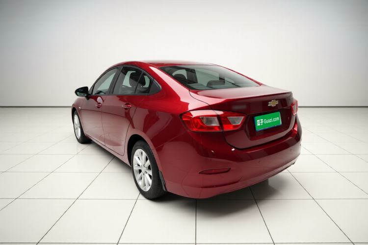 Used Chevrolet Cruze 2017 1.5L Automatic Pioneer Sunroof Edition
