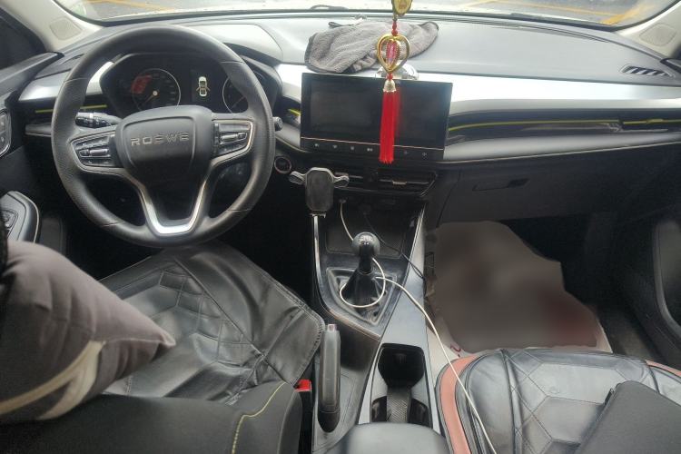 Used Roewe i5 2021 1.5L Manual Platinum Edition
