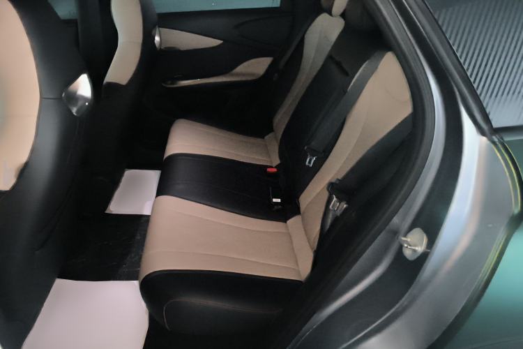 Used BYD Dolphin 2023 420 km Fashion Edition
