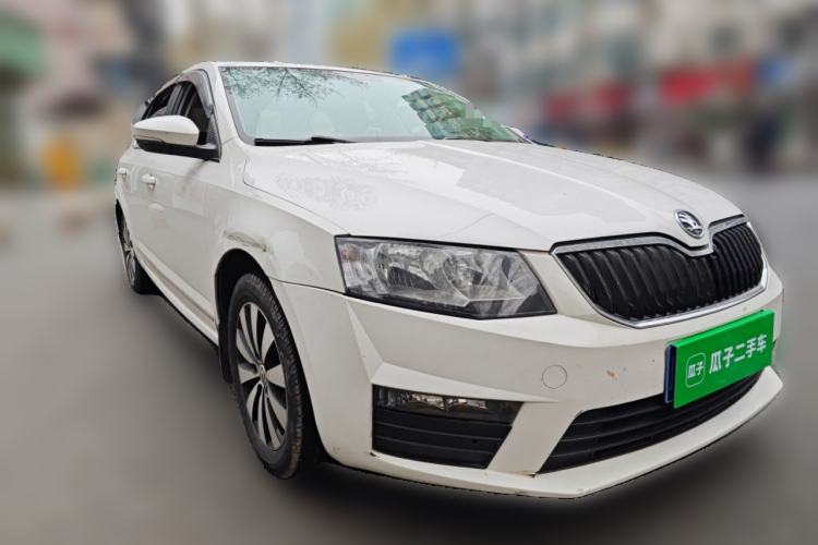Used Skoda Octavia 2017 1.6L Manual Front-Wheel-Drive Version