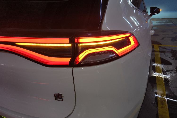 Used BYD Tang 2018 2.0T Automatic SmartConnect Prestige 5-Seater Emission Standard China V
