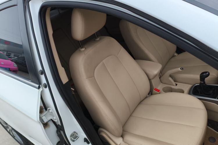 Used Changan Eado 2015 1.6L Manual Luxury Model China V Standard