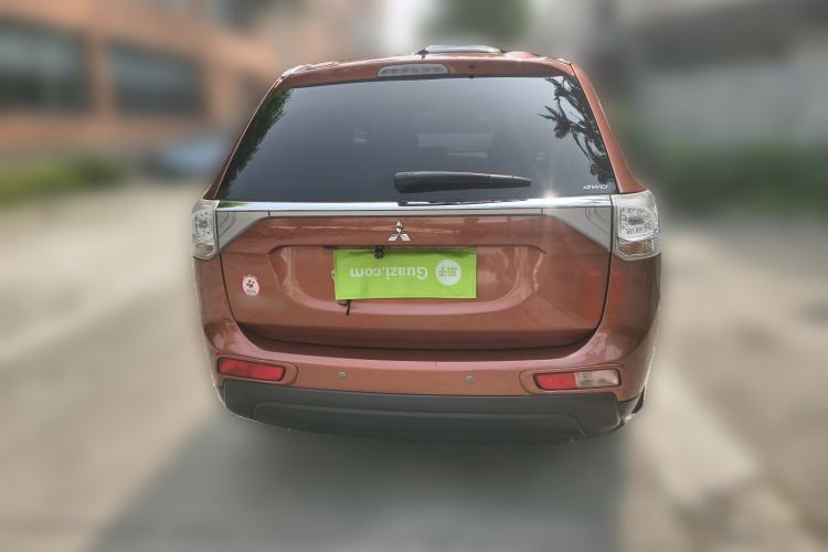 Used Mitsubishi Outlander 2014 2.4L 4x4 Deluxe Value Edition 5 Seats