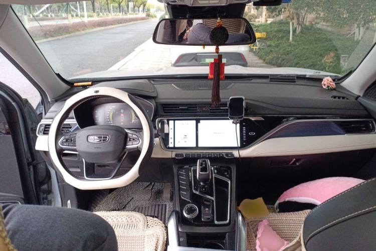 Used Geely Auto Emgrand X7 Sport 2022 Boyue X 1.8TD DCT Smart Model Center Console