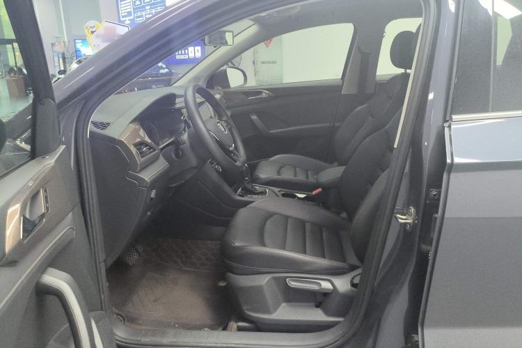 Used Volkswagen Tharu 2020 280TSI Two-Wheel Drive Luxury Edition China VI Standard