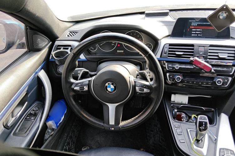Used BMW 4 Series 2017 425i M Sport Package Interior 2