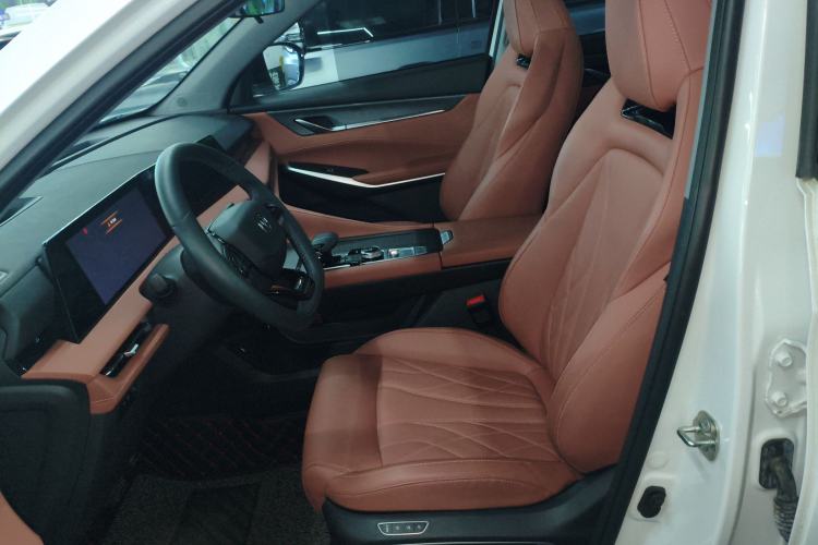 Used CHANGAN CS75 PLUS 2024 3rd Generation Champion Edition 2.0T Intelligent Drive Performance Model Left Front Seat